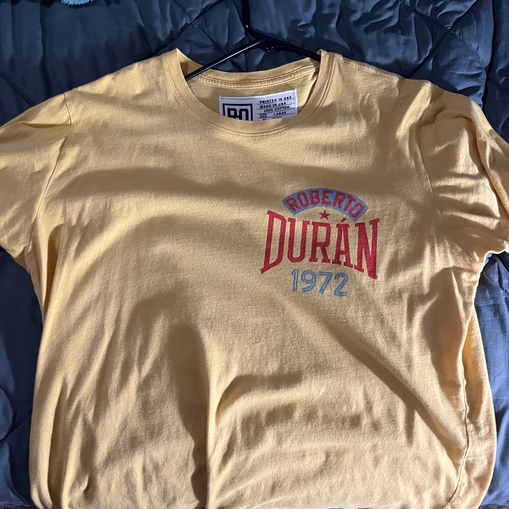 Yellow Roberto Durán 1972 T-Shirt roots of fight